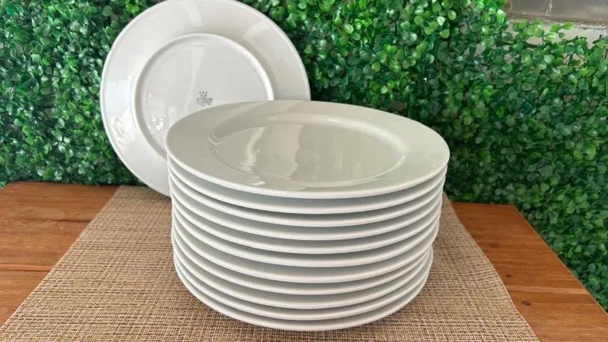 Aluguel de pratos, talheres e taças - Foto 2