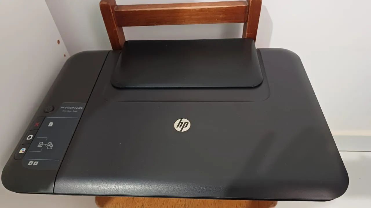 Impressora HP DeskJet 12050