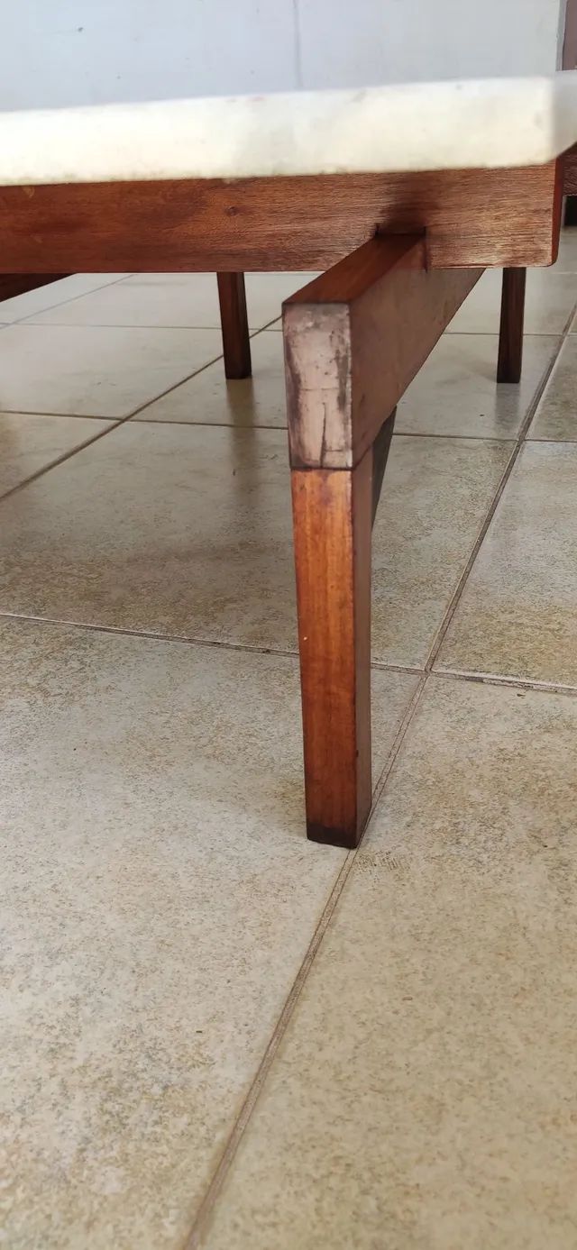 Mesa de centro anos 70 ,com tampo de Mármore Branco  - Foto 5