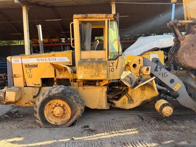 Pá carregadeira volvo L70D para peças - Foto 2