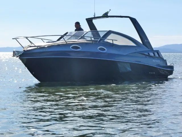 Lancha Infinity 275 (28 pés) - Ñ e Focker/FS/Nx/Armatti