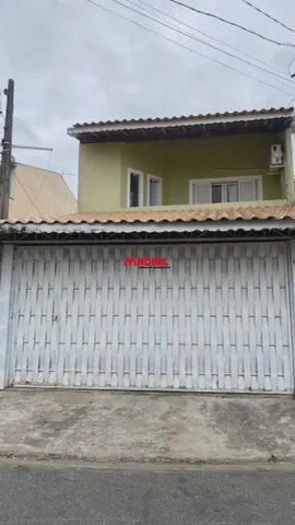 EXCELENTE SOBRADO NA ZONA SUL DE SJC, 4 DORM, SENDO 3 SUÍTES!!!APENAS R$ 650.000,00