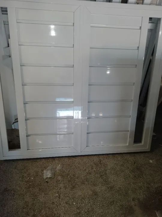 Esquadria de alumínio e vidro  - Foto 3