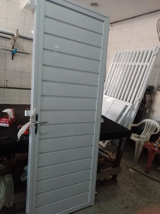 Esquadria de alumínio e vidro  - Foto 5