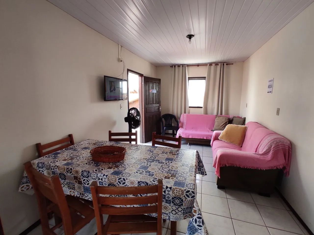 LOCAÇÃO apartamento Super VENTILADO no centro Bal.Barra do Sul  - Foto 2