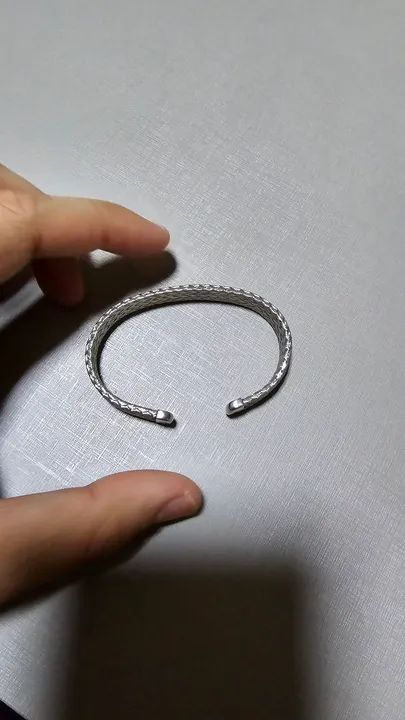 Bracelete masculino em aço escovado trançado  - Foto 4