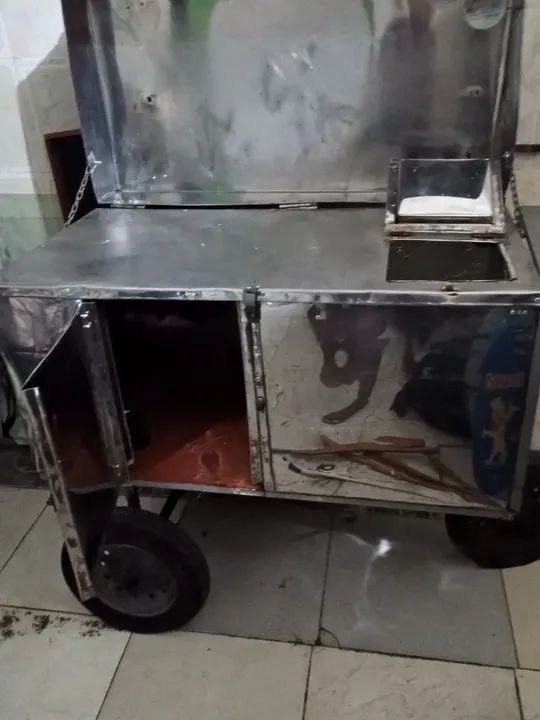 Carrinho de Lanches em Aço Inox