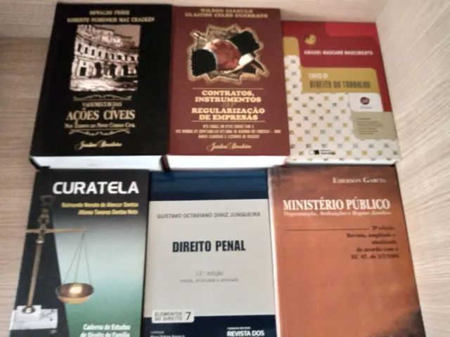 Livros de Direito (ler descrição)