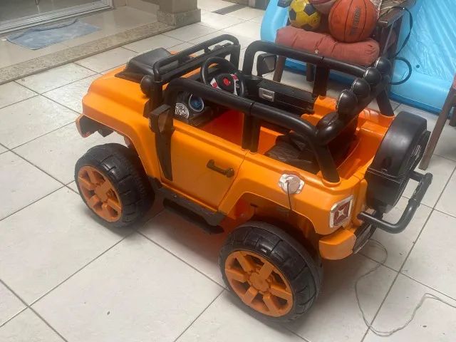 Jeep Elétrico Wrangler R/c Laranja 12v - Bandeirante - Foto 3