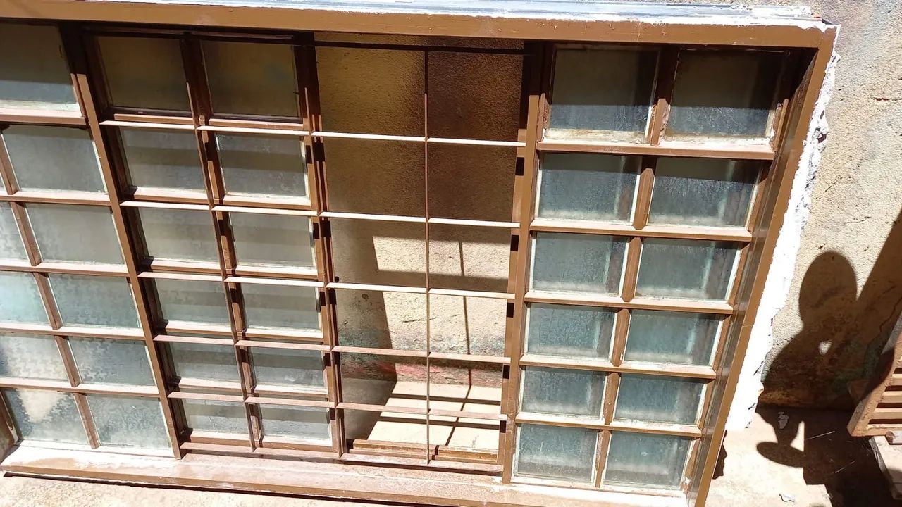 Window with grille and glass64169218696194120