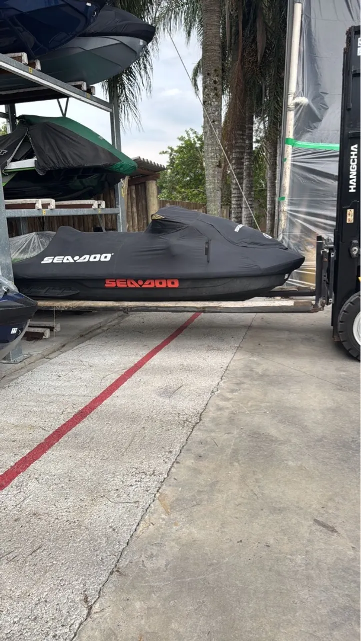 Jet Ski Sea-Doo 