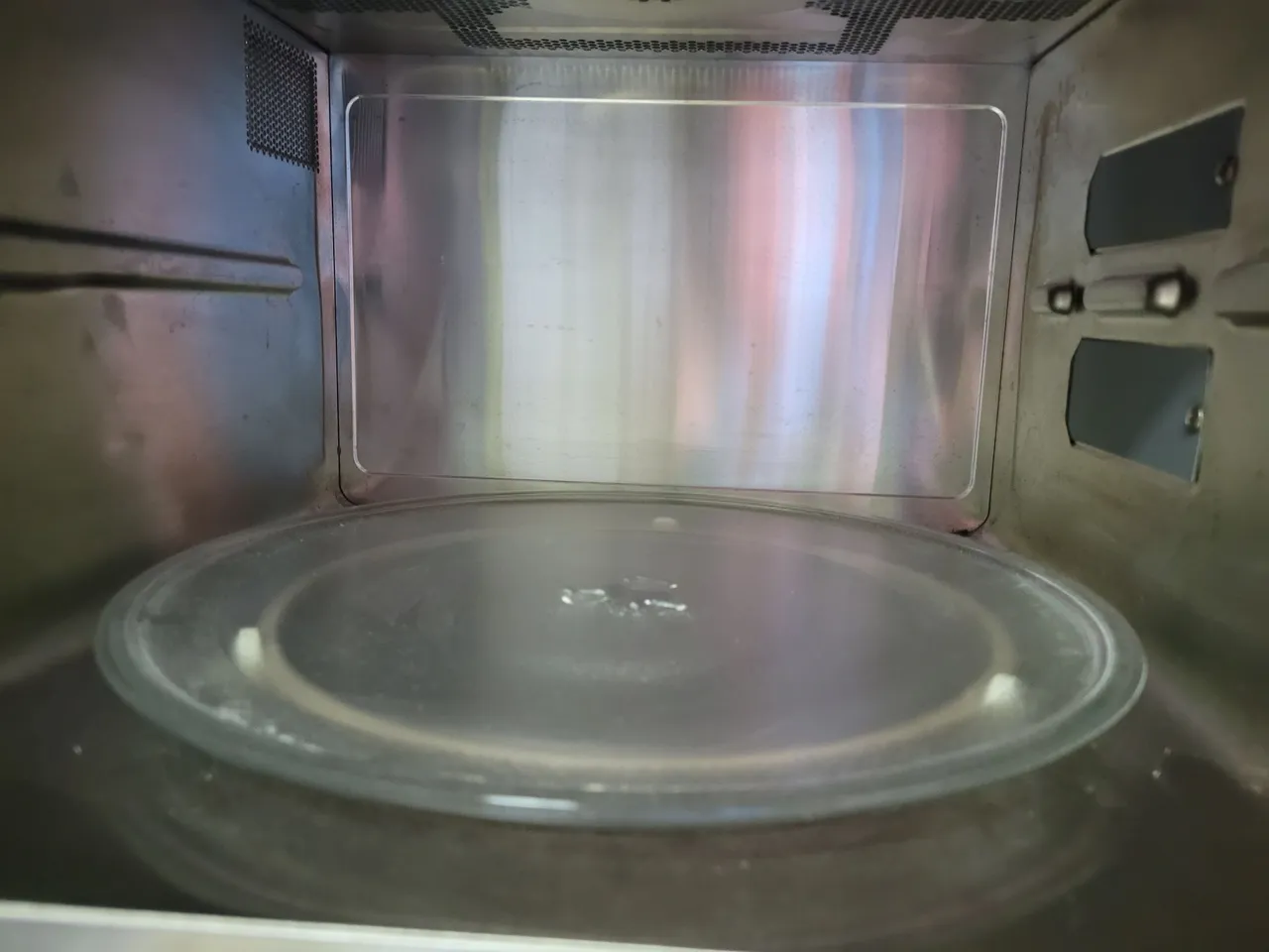 Micro-ondas em ótimo estado