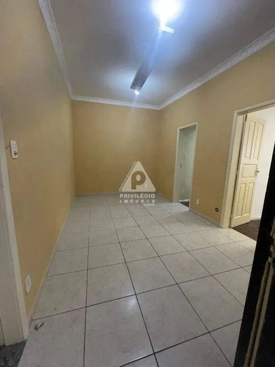 Casa, 2 quartos, com área externa, no Humaitá. - Foto 3