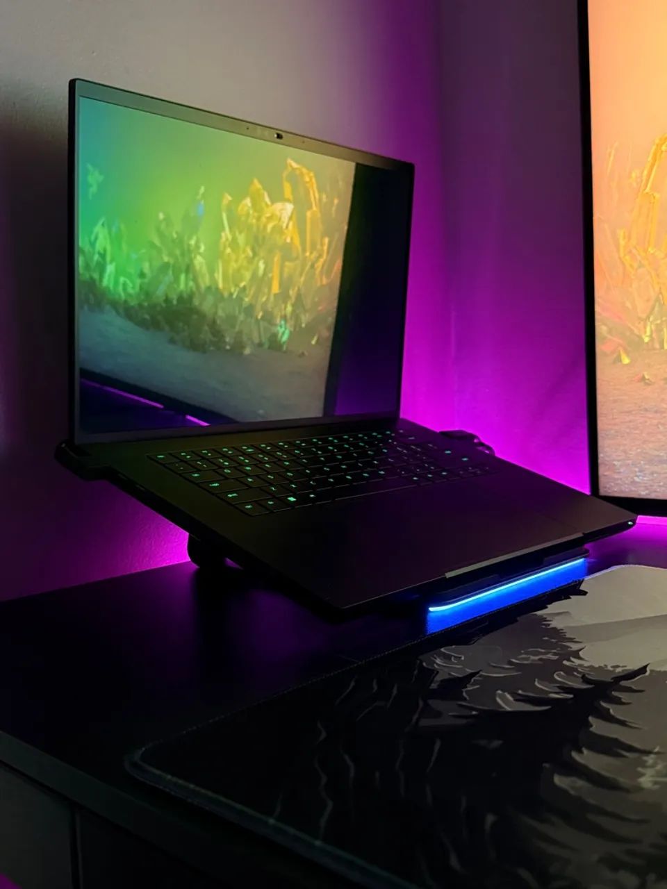 Razer Blade 16 (2024 OLED) - RTX 4090 - i9 14900HX - 32Gb Ram - 2TB SSD - QHD+ 240Hz