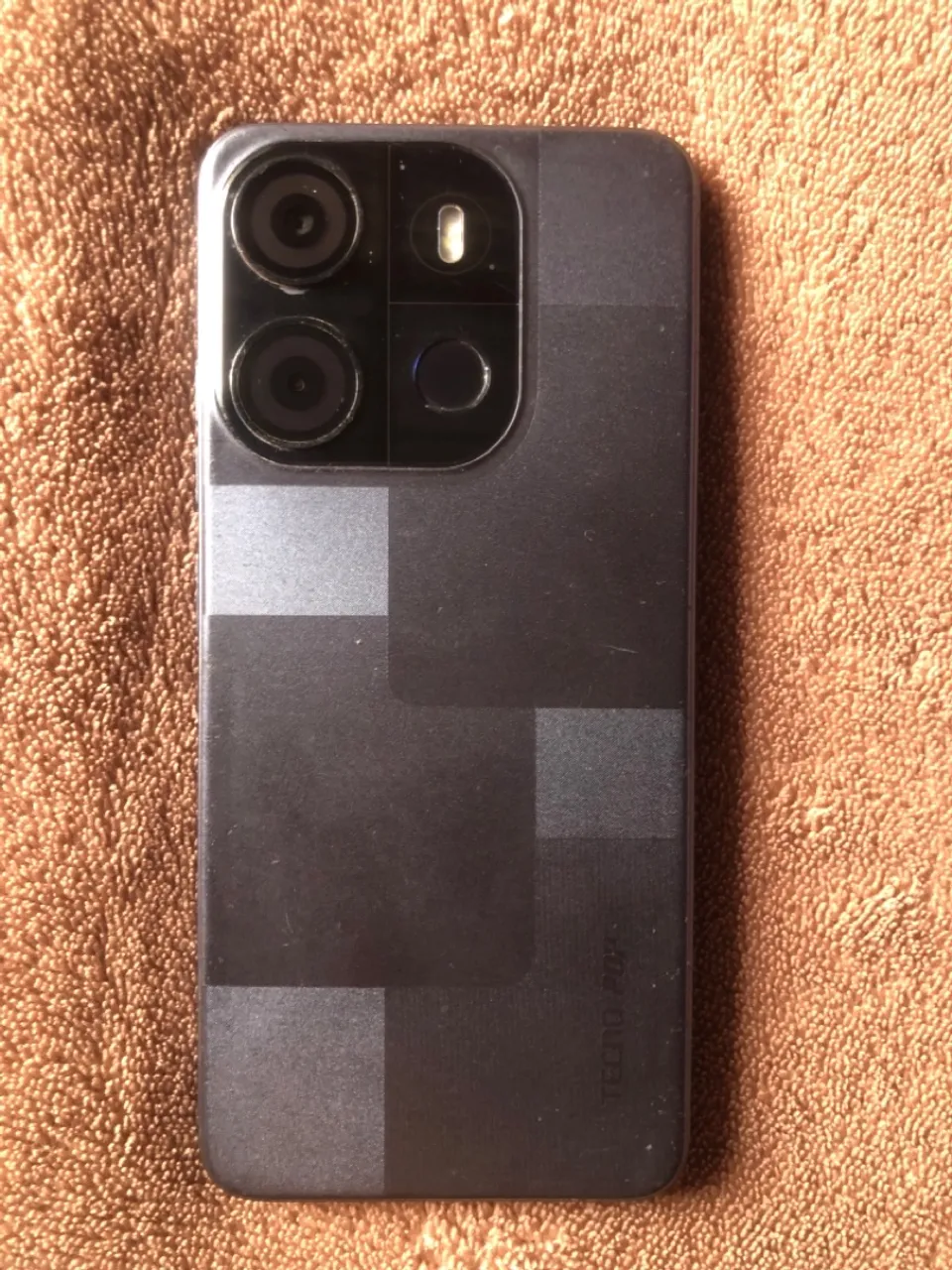 Vendo celular tecno pop7