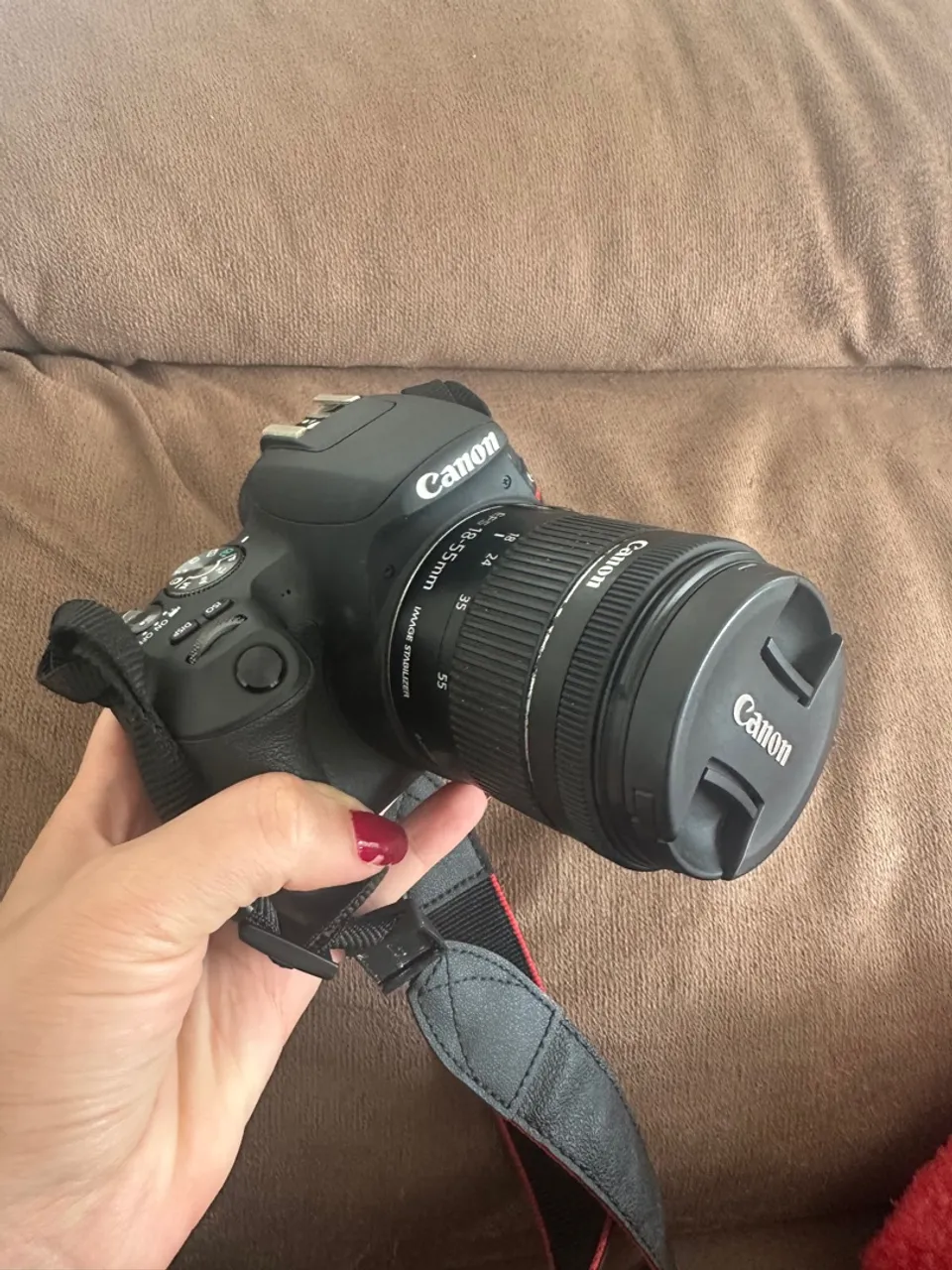 Canon EOS Rebel SL2 + Lente 18-55mm