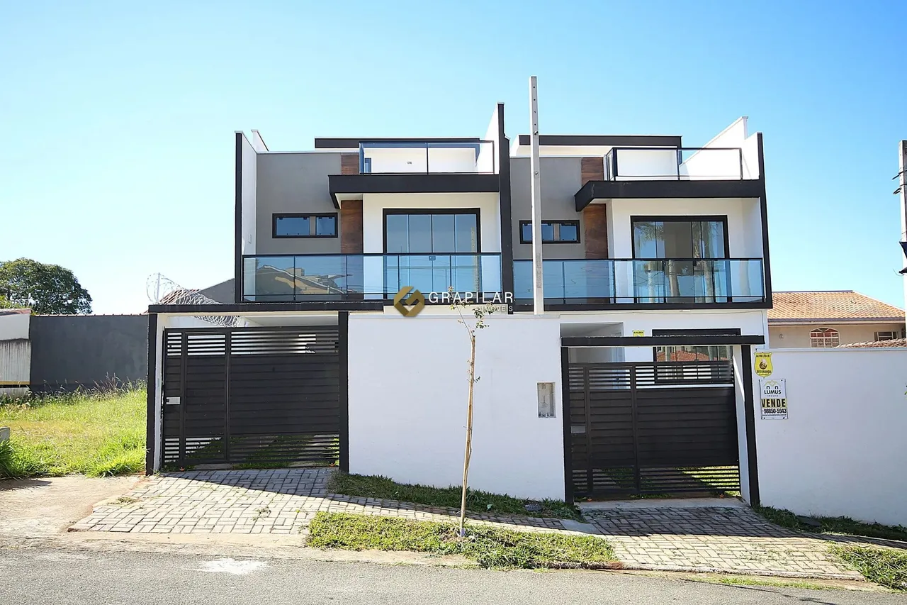 Sobrado Novo à Venda no Bairro do Portão