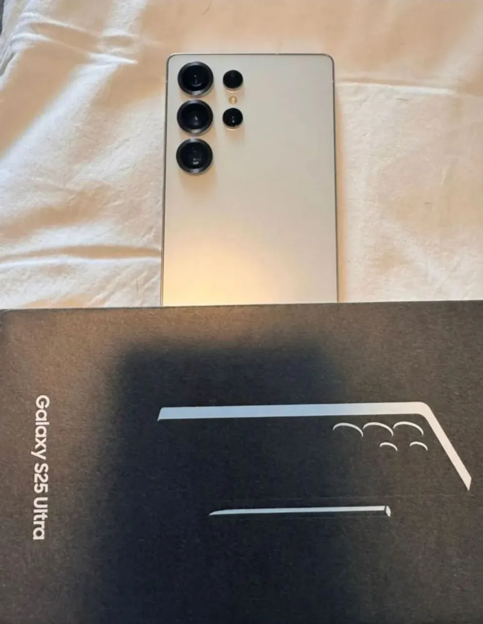 Samsung Galaxy S25 Ultra - Branco