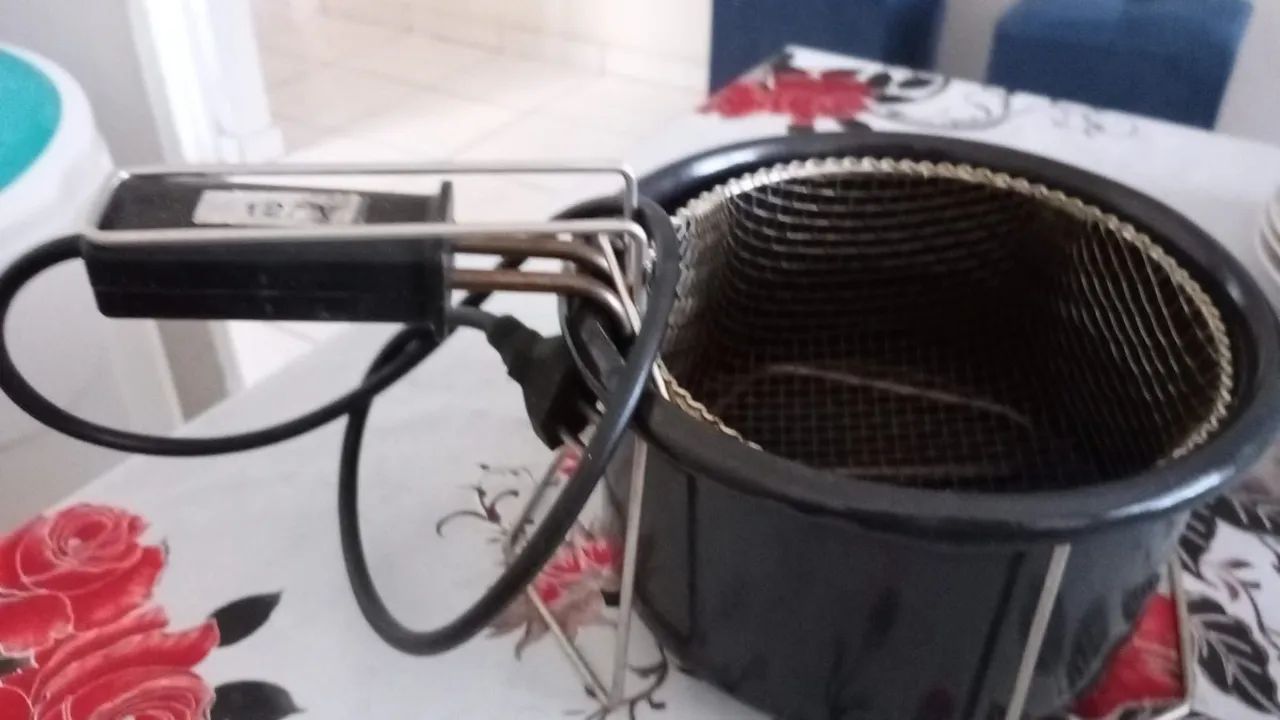 Fritadeira Elétrica - Usada em Ótimo Estado