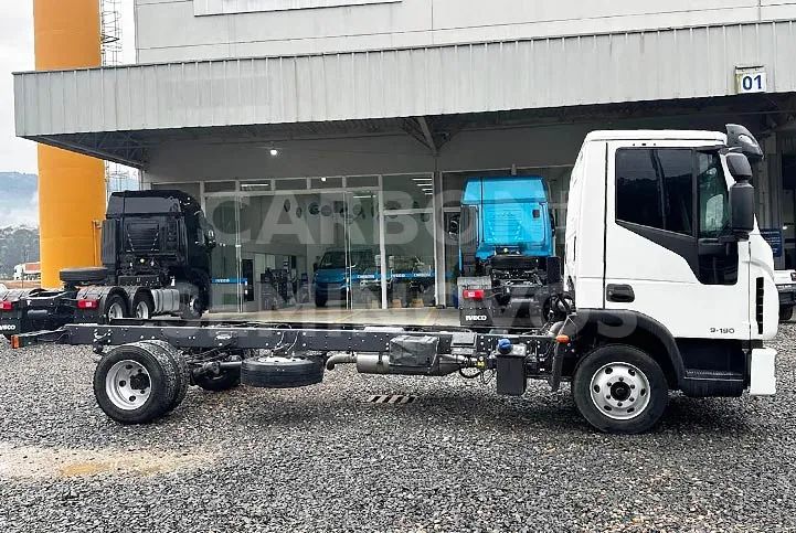 IVECO TECTOR 9-190 4X2, 21/22 - Foto 3