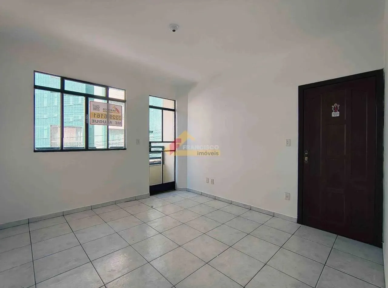 Apartamento para aluguel, 3 quartos, 1 suíte, 1 vaga, Planalto - Divinópolis/MG