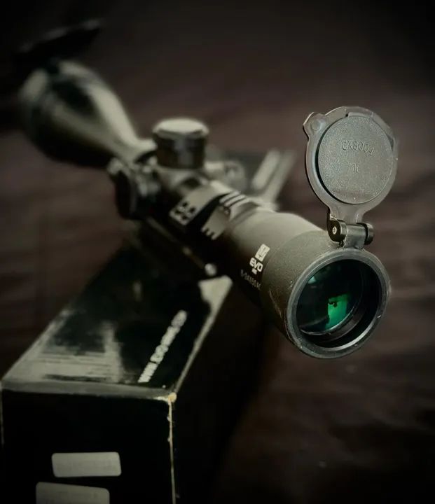 Mira Telescópica para Caça - Evo 6 24x50
