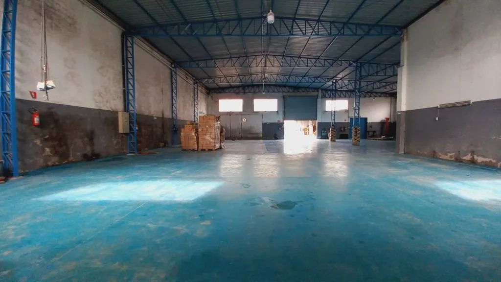 Galpão para alugar Alvarenga 1000m2, 660m2 de galpão, pé direito 6m, patio 440m, vestiário