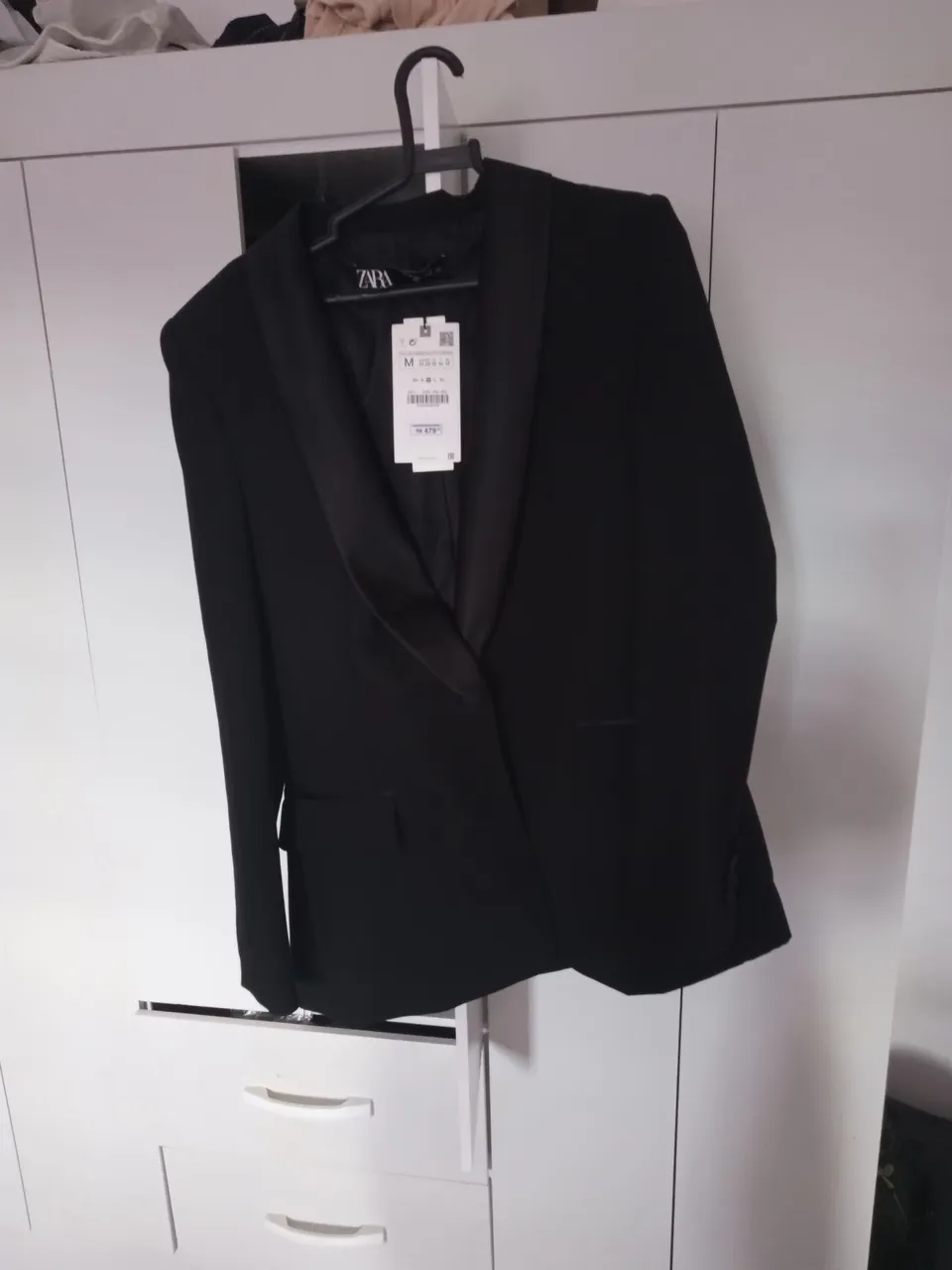Blazer preto Zara, tamanho M (blazer) , calça 38