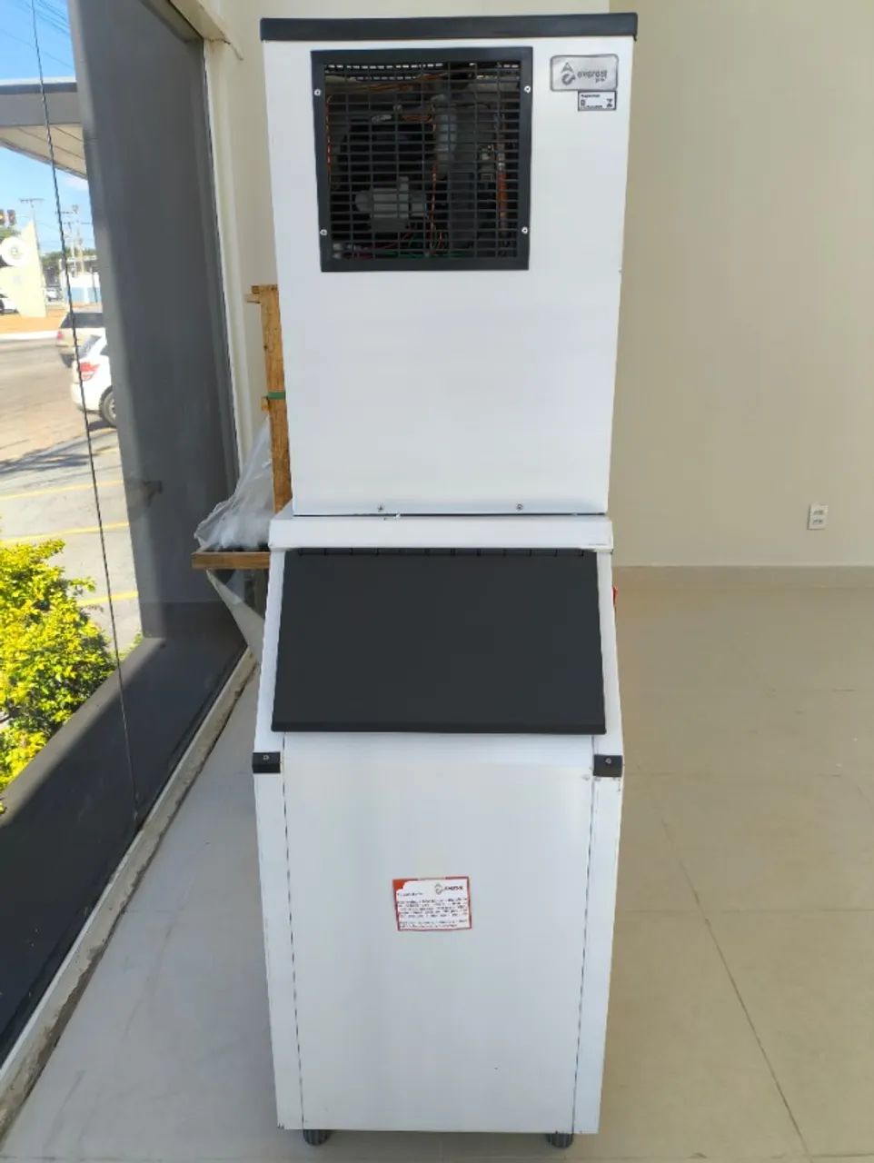 Maquina de gelo everest 