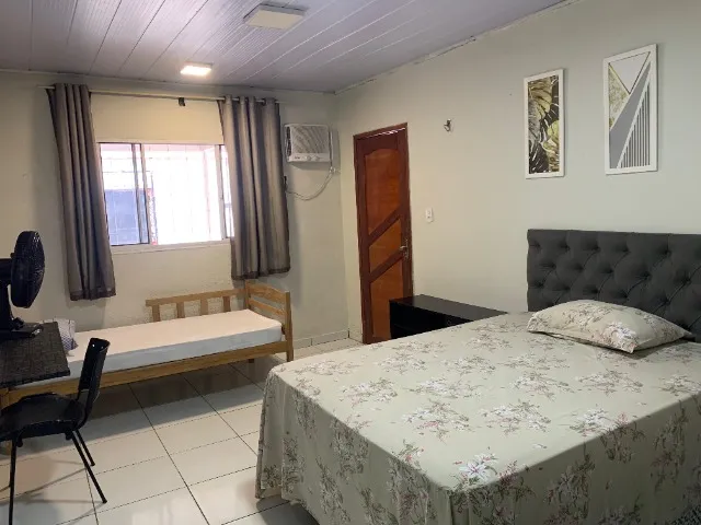 Aluguel de casa por temporada Manaus pessoas Ar e Wi Fi