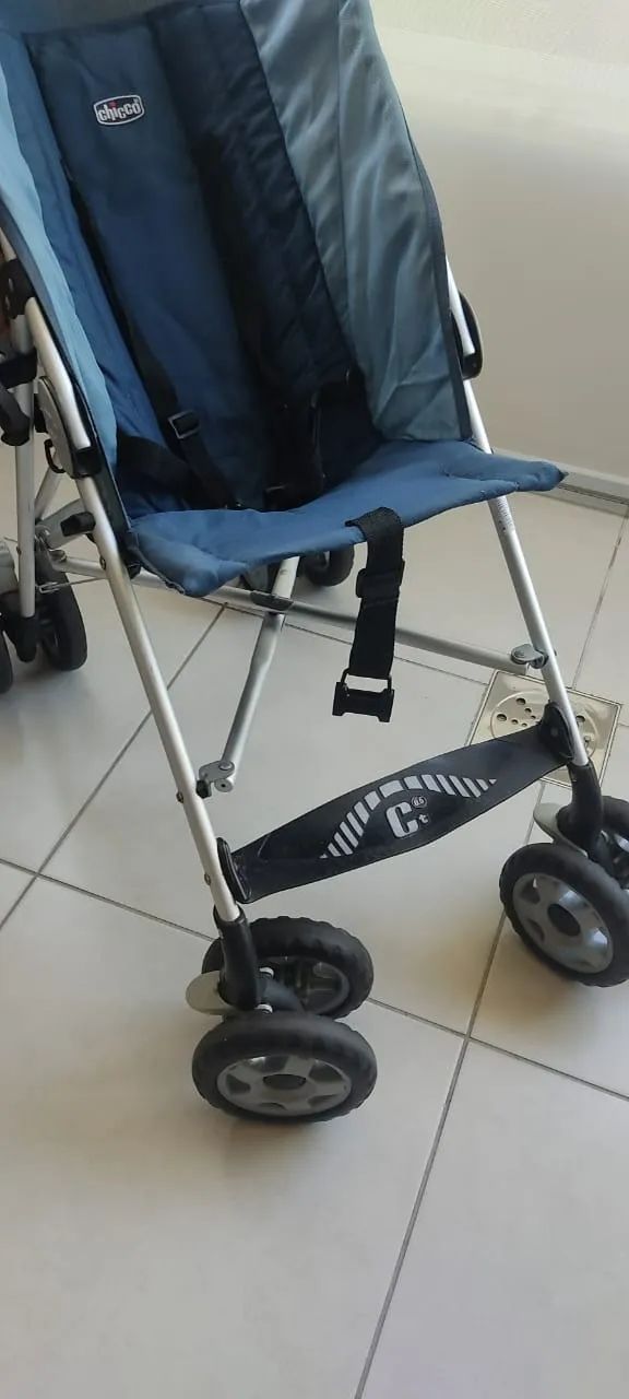 Carrinho de passeio Chicco - Foto 5