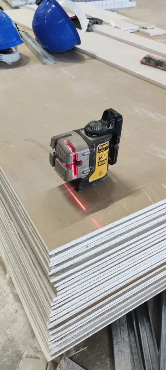 Nível a Laser DW089K-BR DeWALT Profissional