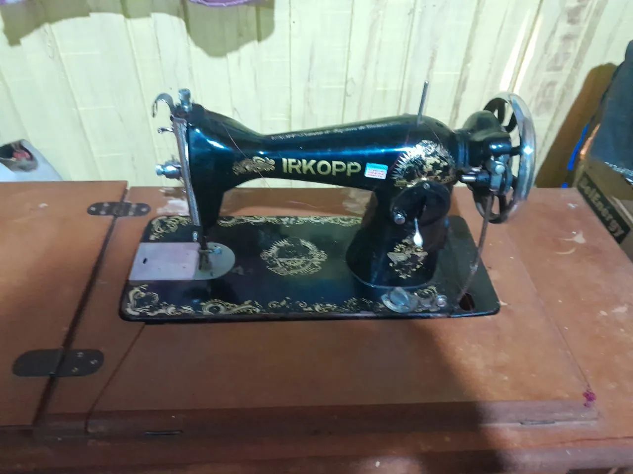 Sewing machine64276653474690124