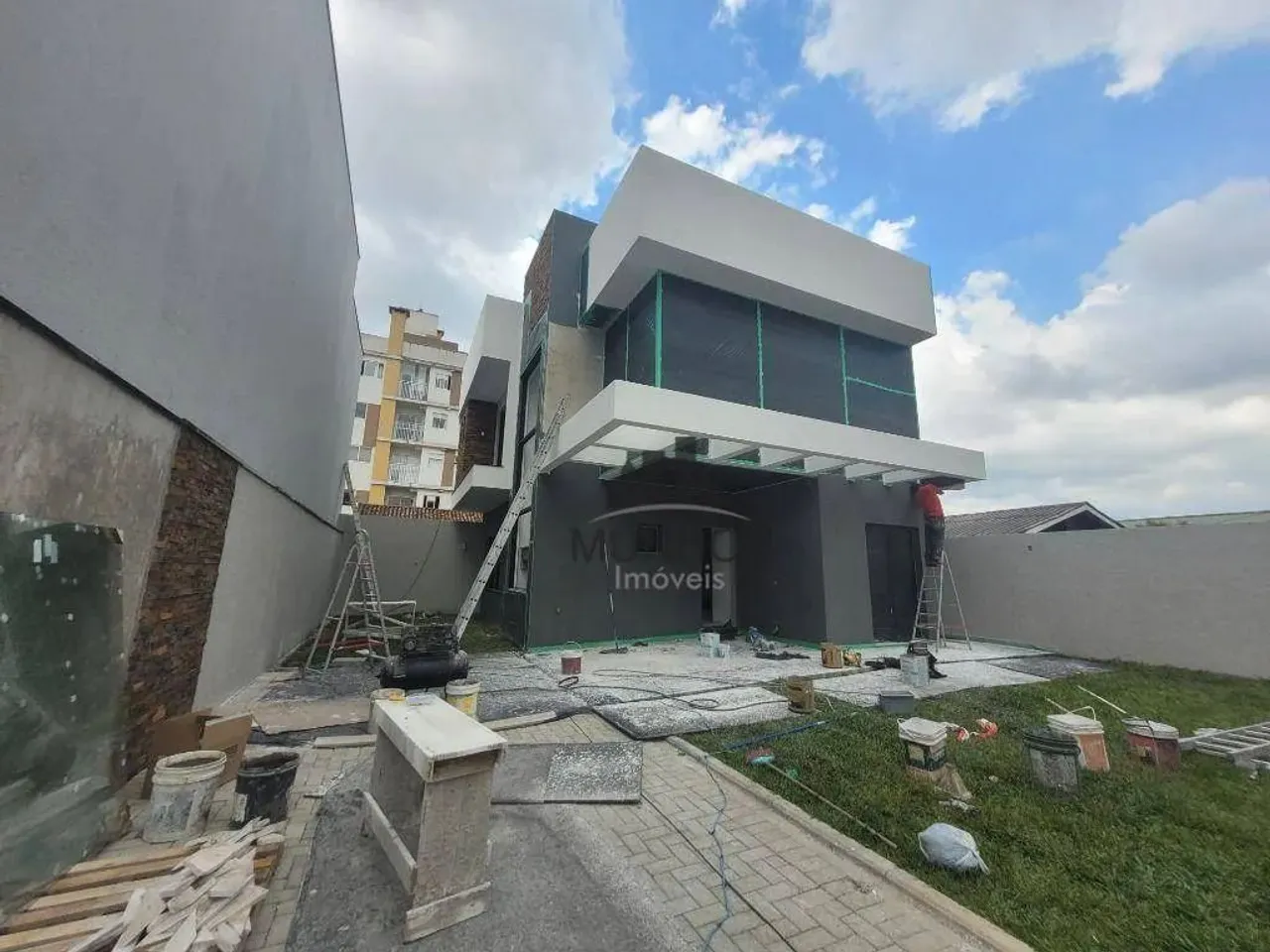 Sobrado com 3 dormitórios à venda, 169 m² por R$ 1.280.000,00 - Capão Raso - Curitiba/PR