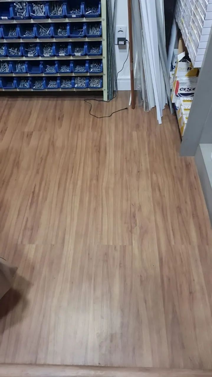 Piso laminado & Vinílico  - Foto 2