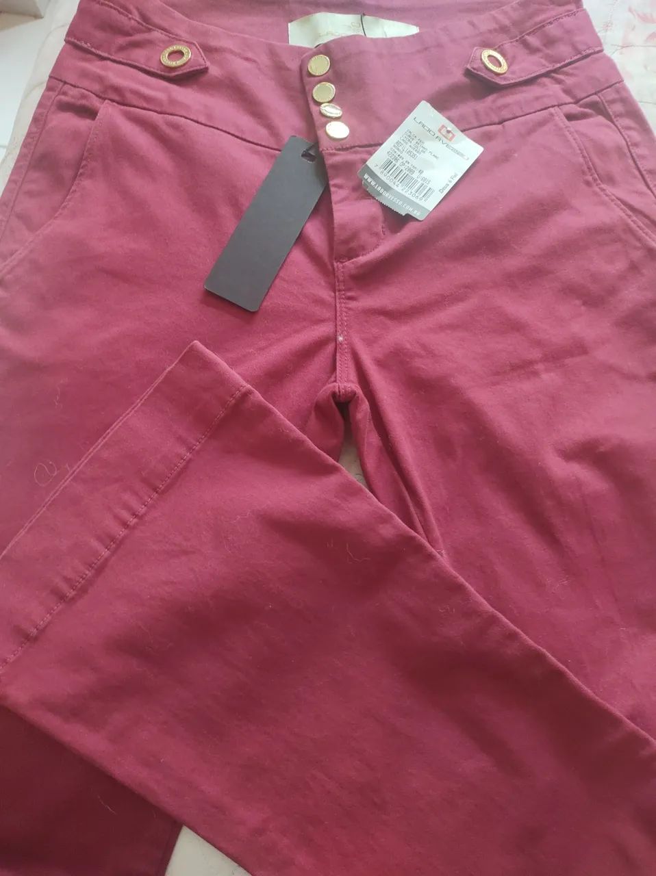 Calça flare nova Lado Avesso