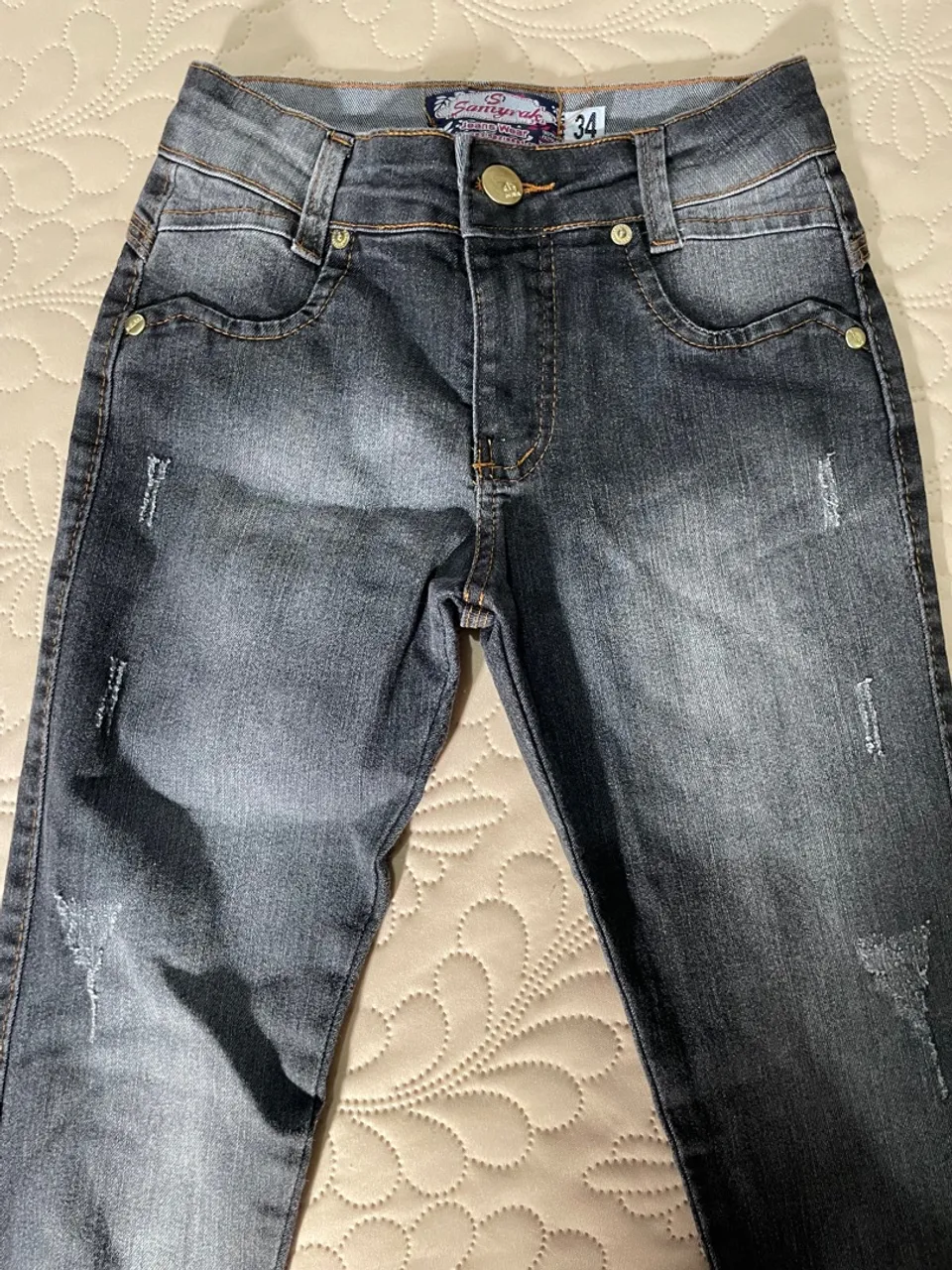 Calça Jeans Feminina Destroyed - Tamanho 34