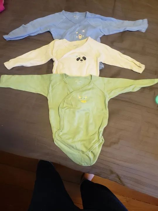 3 Bodies Bebê Manga Longa 12 a 18 meses - usado