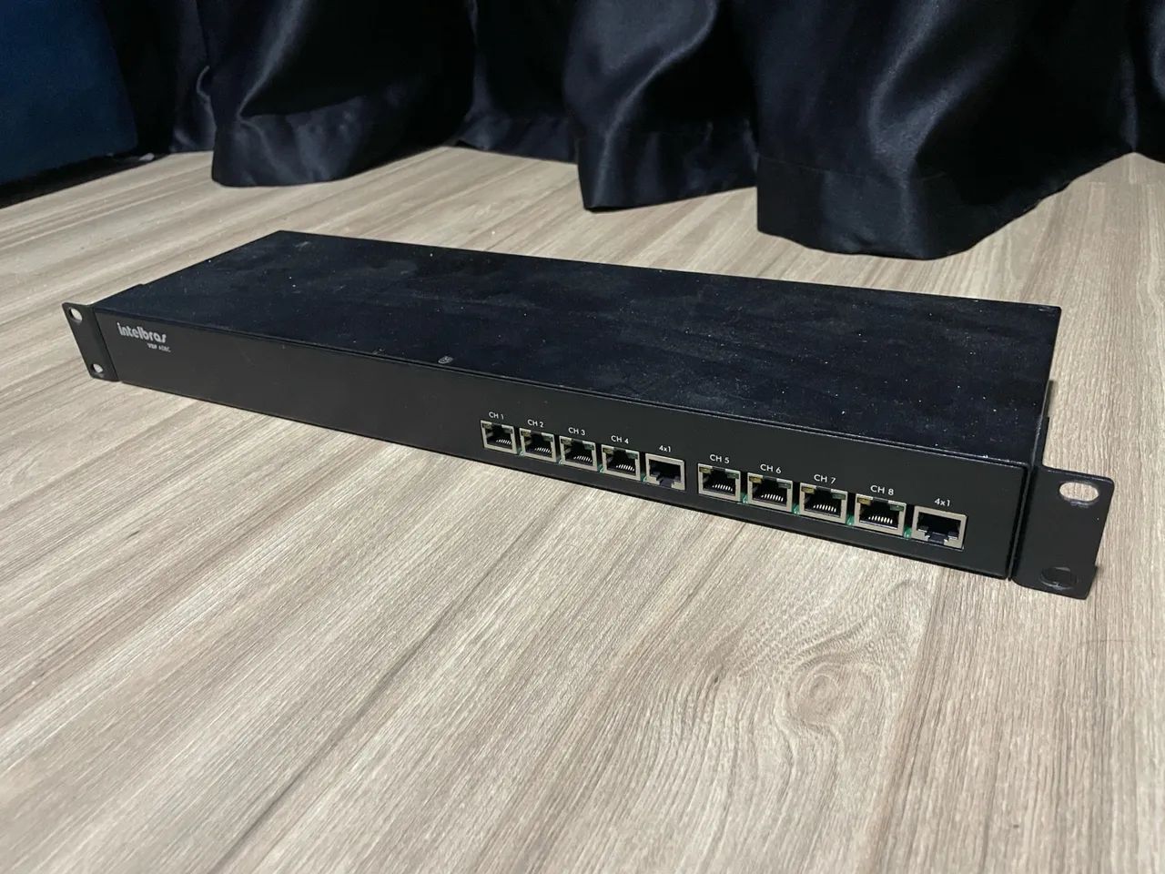 Power Balun Intelbras 8 canais