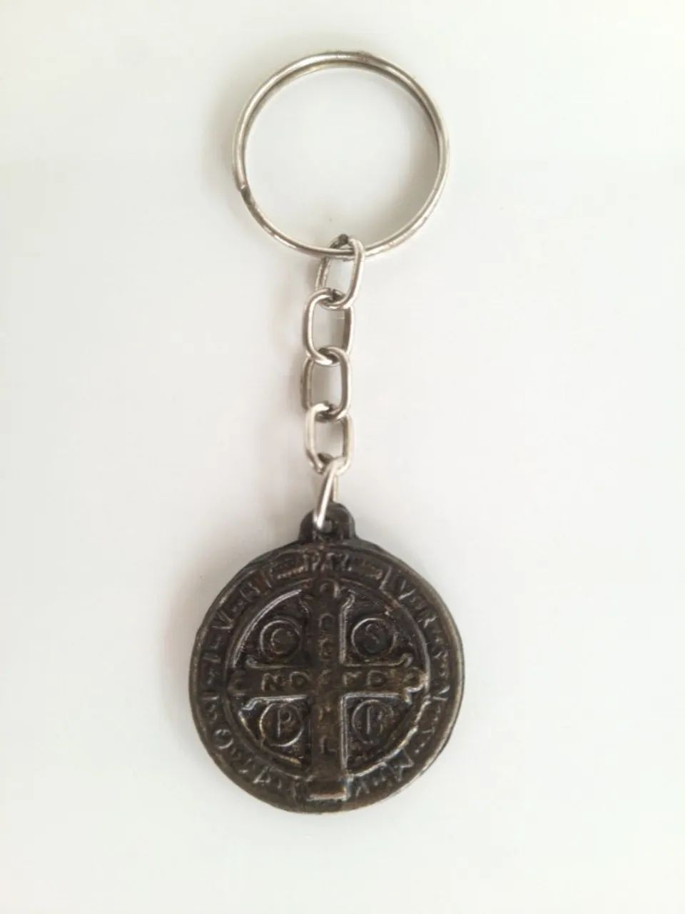 Chaveiro Medalha de São Bento estilo rústico - Foto 2