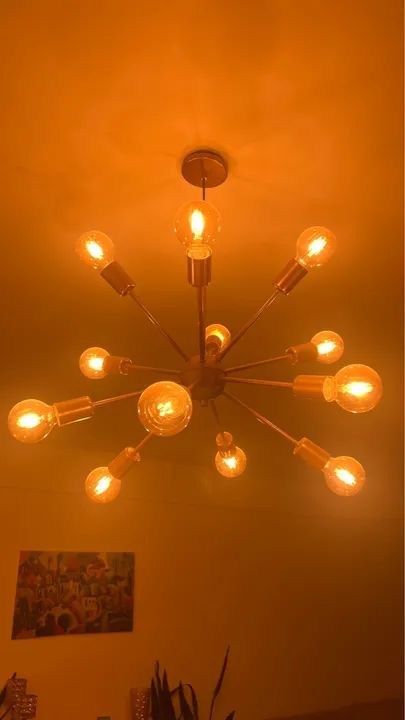 Luminária modelo Sputinik com 12 braços 