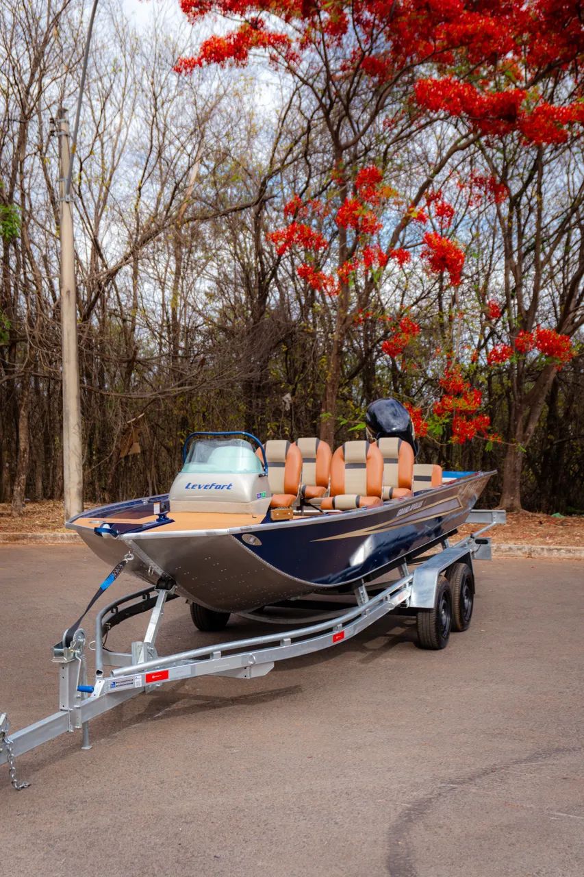 Barco grand Apolus completo igual zero 