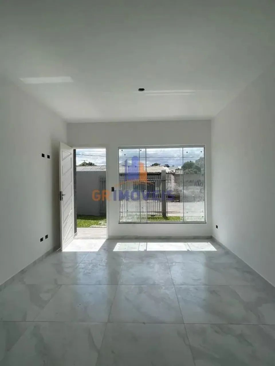 Casa para Venda em Pinhais, Maria Antonieta, 2 dormitórios, 1 banheiro, 1 vaga - Foto 2