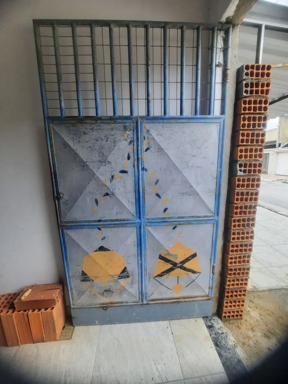 Portao social 220x120