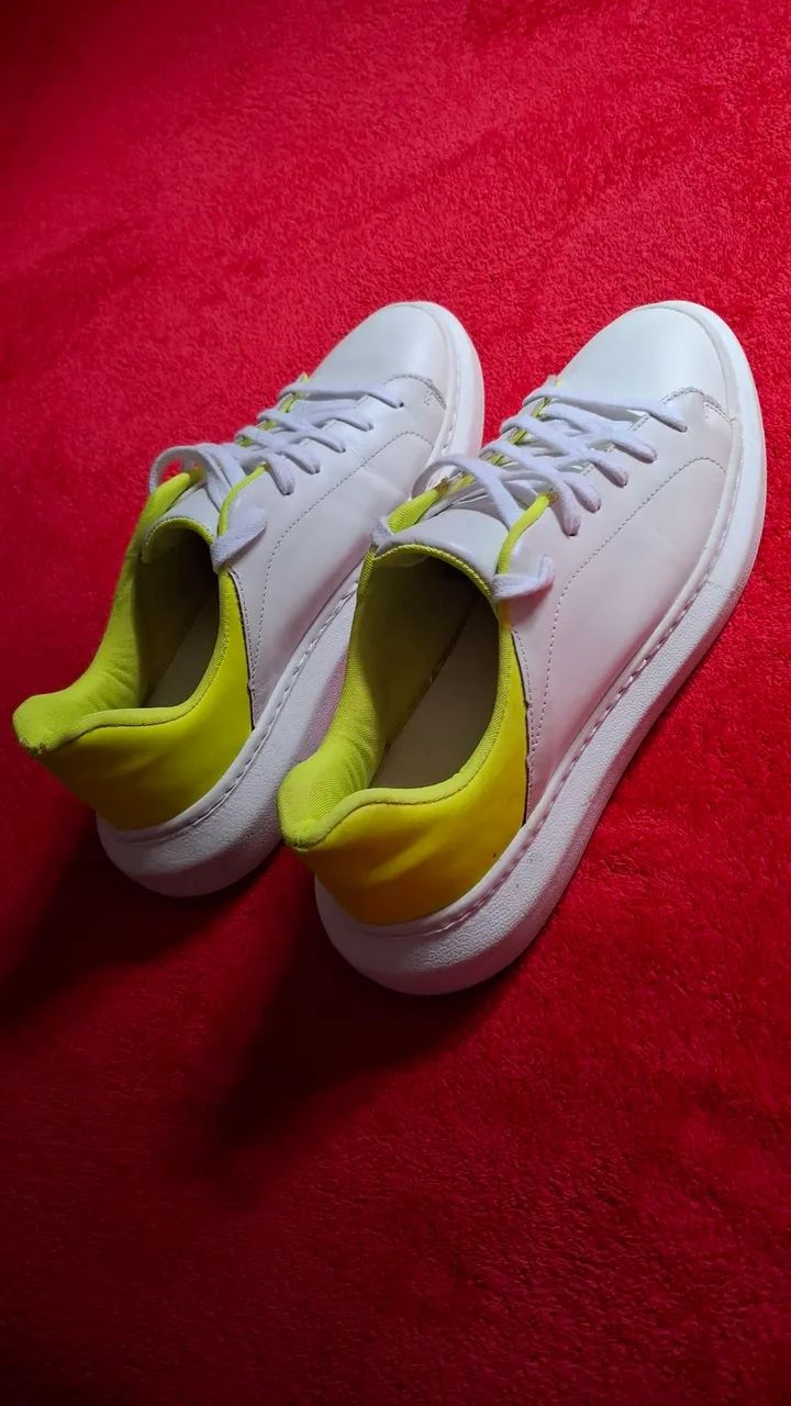 Tênis 38 branco com amarelo neon VIKO  - Foto 4