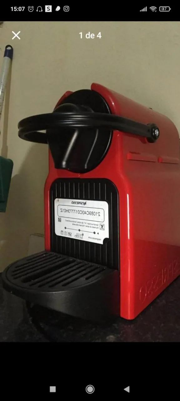 Cafeteira Nespresso Vermelha