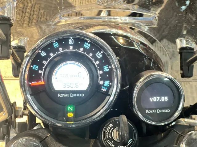 ROYAL ENFIELD METEOR 350 - SUPERNOVA 2023 COM 350  KM - Foto 6