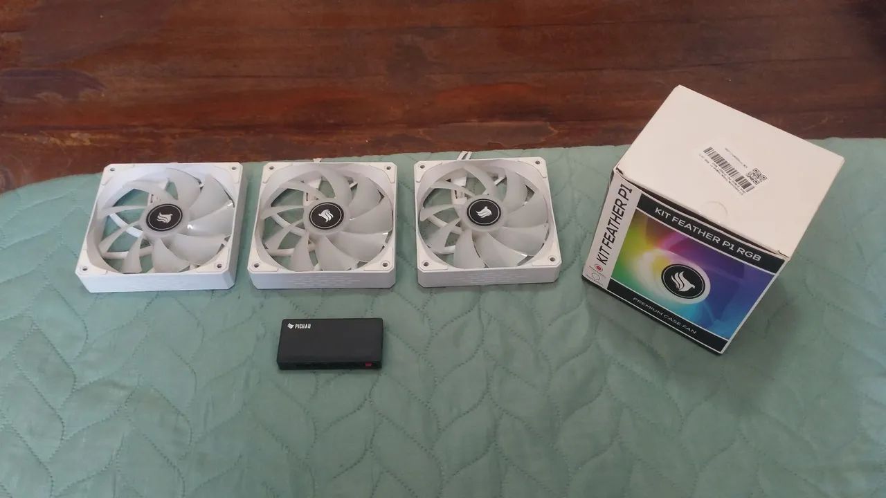 Kit 3 Fans Pichau Feather P1 + Controladora64197810266754120