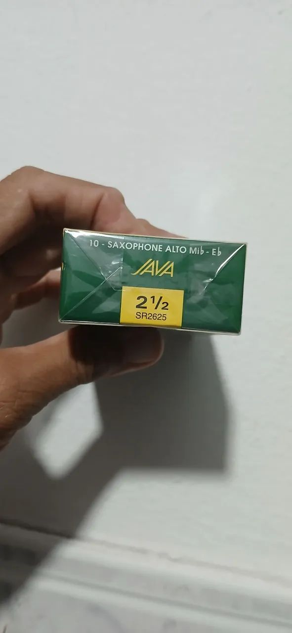 Vandoren Java Eb Alto Saxophone Reeds 2.564288117514369122