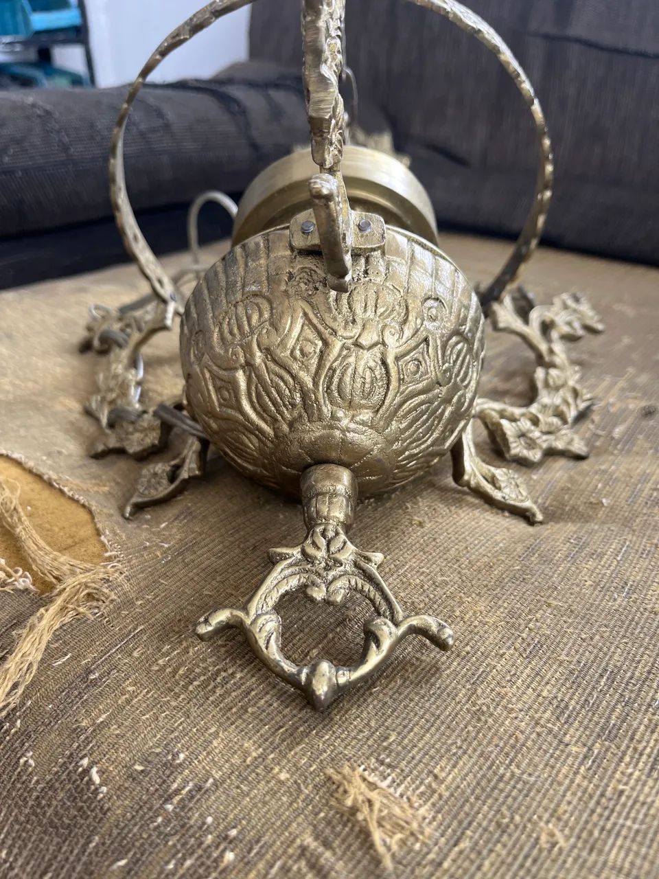Lustre de bronze 3 correntes antigo  - Foto 5